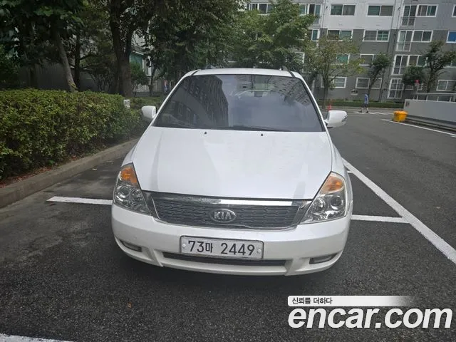 Kia Carnival — экстерьер