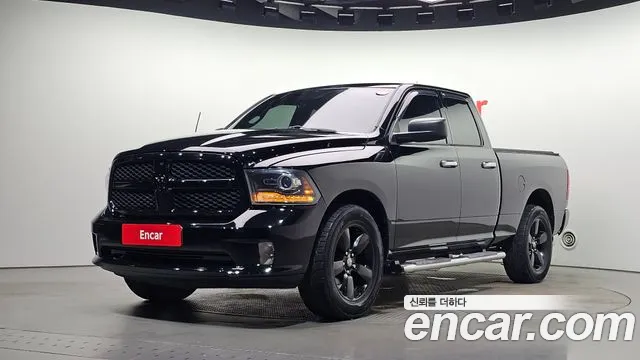 Dodge Ram Pickup — экстерьер