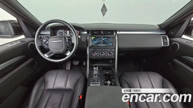 Land Rover Discovery — интерьер
