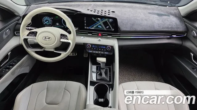 Hyundai Elantra — интерьер