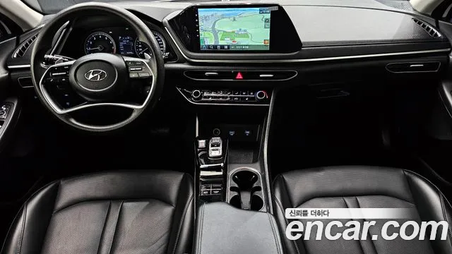 Hyundai Sonata — интерьер