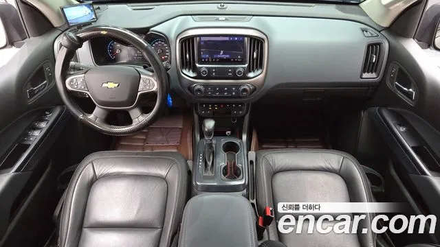 Chevrolet Korea Colorado — интерьер