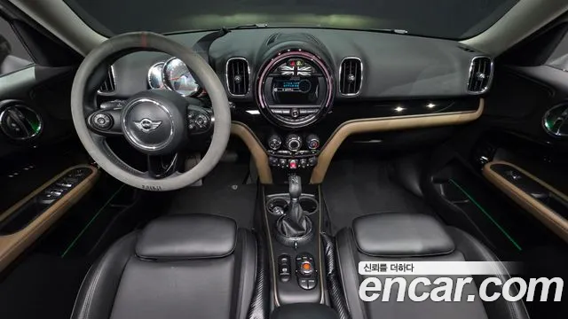 MINI Countryman — интерьер