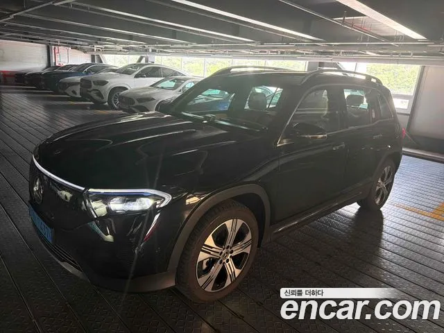 Mercedes-Benz EQB — экстерьер