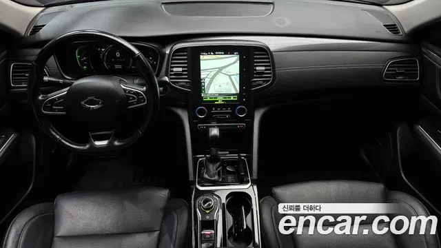 Renault Korea SM6 — интерьер