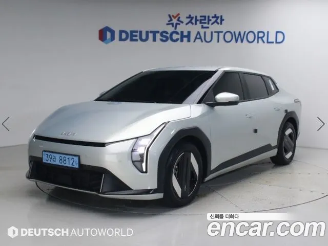 Kia EV4 — экстерьер