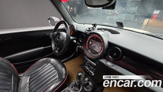 MINI Clubman — интерьер