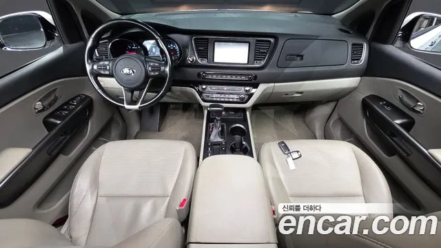 Kia Carnival — интерьер
