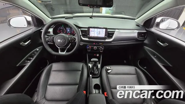 Kia Stonic — интерьер