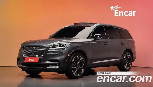 Lincoln Aviator