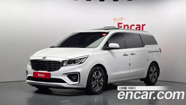 Kia Carnival — экстерьер