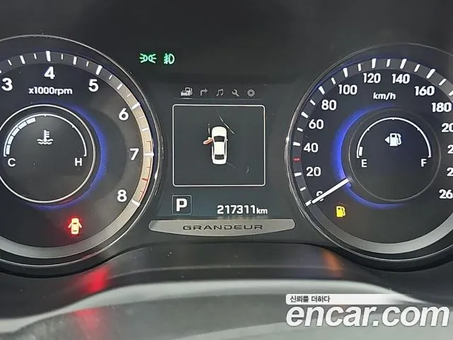 Hyundai Grandeur — интерьер