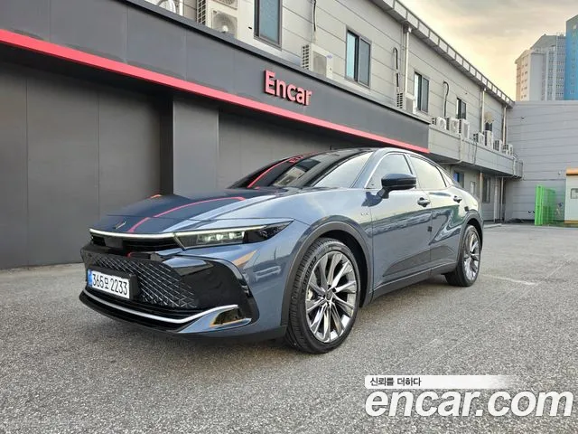 Toyota Crown — экстерьер
