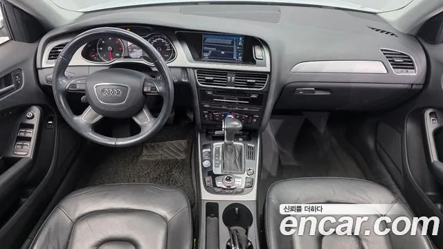 Audi A4 — интерьер