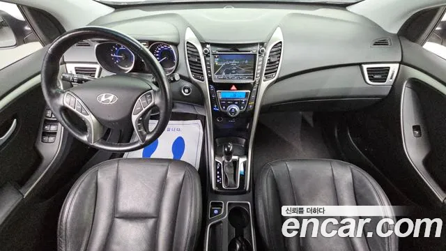 Hyundai i30 — интерьер