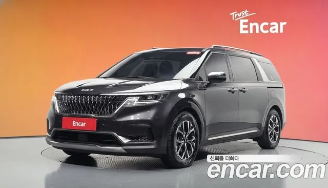 Kia Carnival — экстерьер
