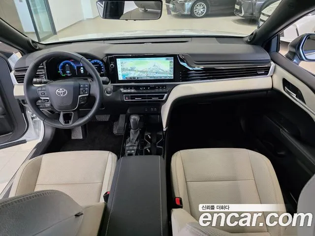 Toyota Camry — интерьер