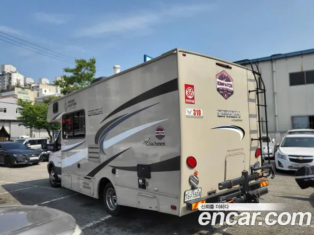 Ford Transit — интерьер