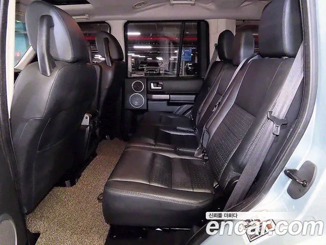 Land Rover Discovery — интерьер