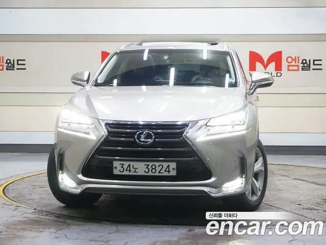 Lexus NX