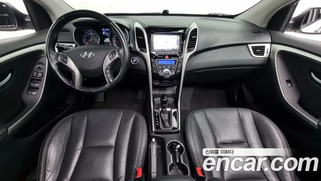 Hyundai i30 — интерьер