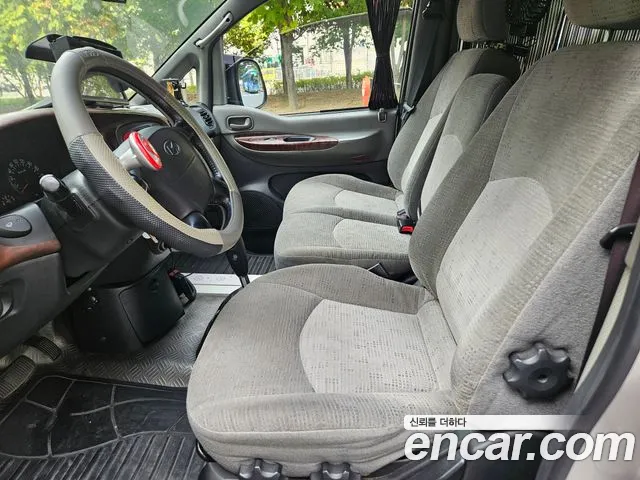 Hyundai Starex — интерьер