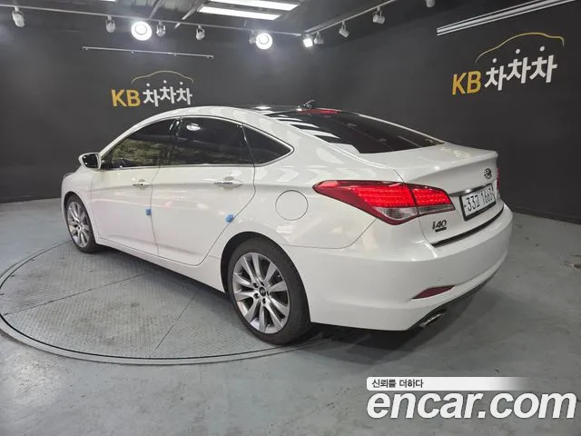 Hyundai i40 — интерьер