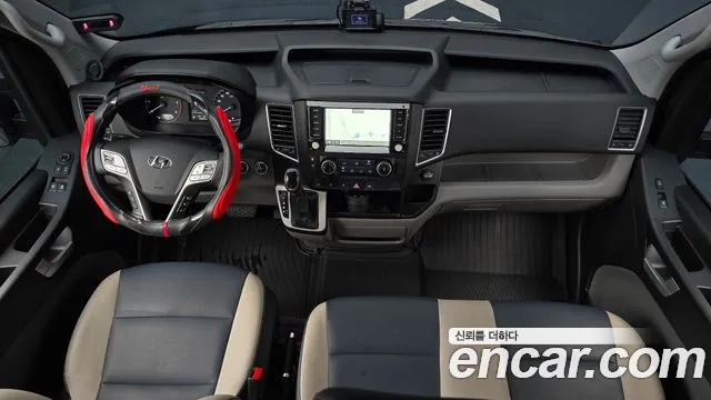 Hyundai Solati — интерьер