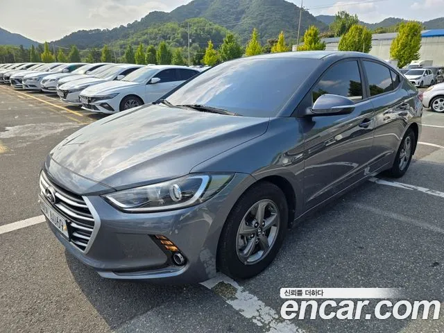 Hyundai Elantra