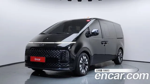 Hyundai Staria