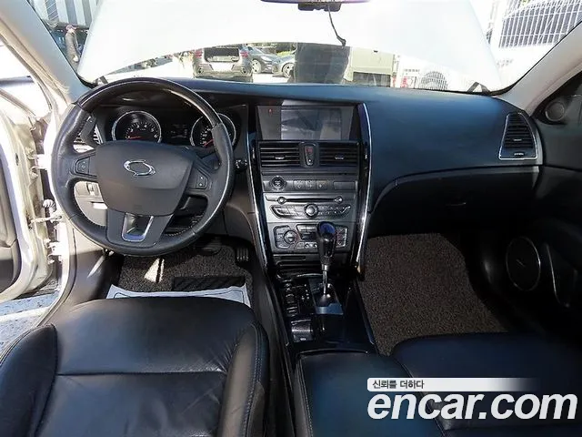 Renault Korea SM7 — интерьер