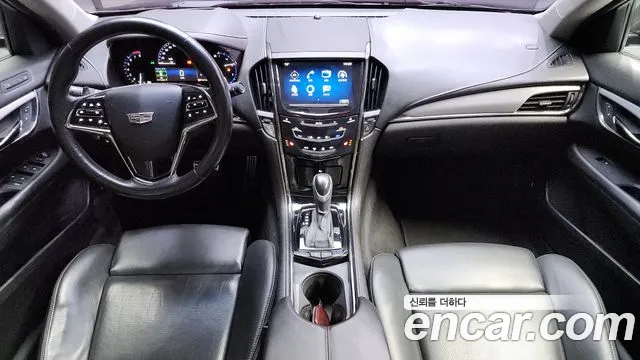 Cadillac ATS — интерьер