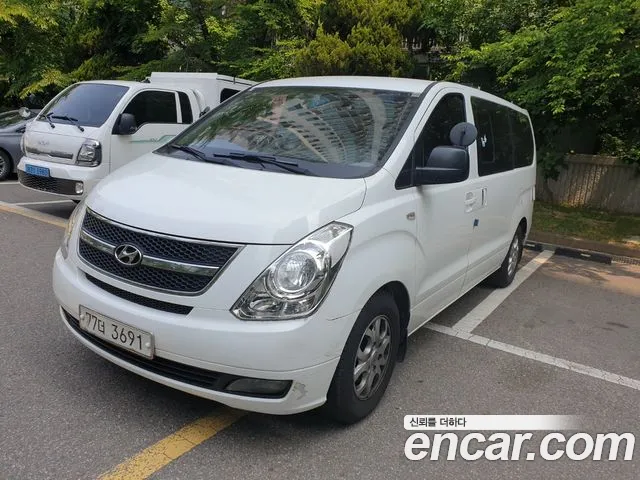 Hyundai Starex