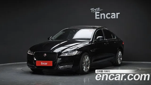 Jaguar XF