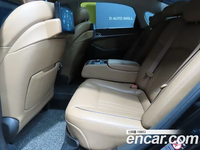 Hyundai Genesis — интерьер