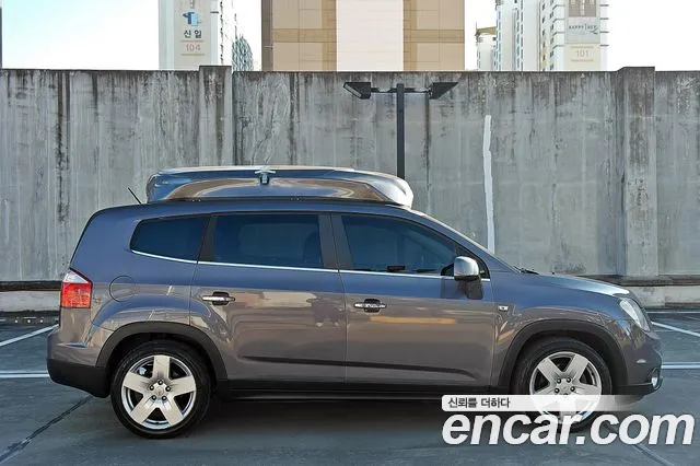 Chevrolet Korea Orlando — интерьер