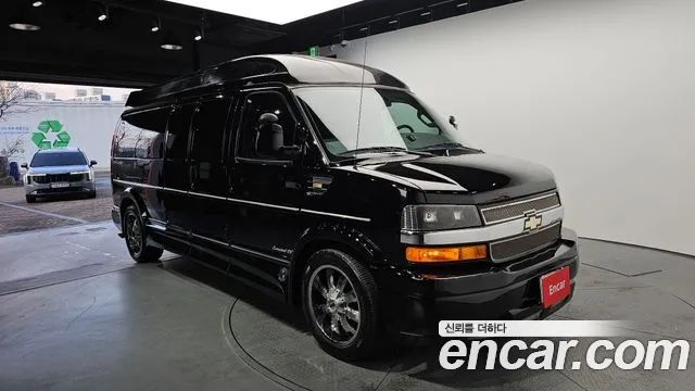 Chevrolet Express Van