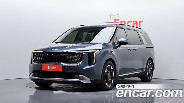 Kia Carnival — экстерьер