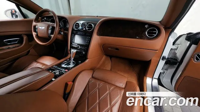 Bentley Continental — интерьер
