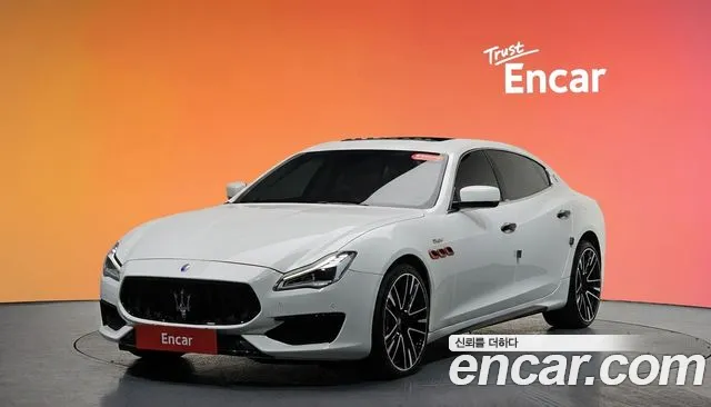Maserati Quattroporte