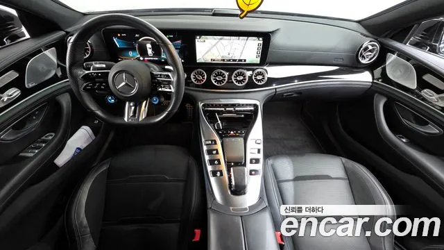 Mercedes-Benz AMG GT — интерьер