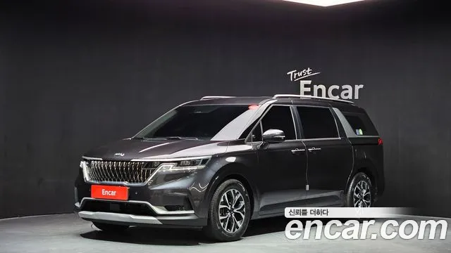 Kia Carnival — экстерьер