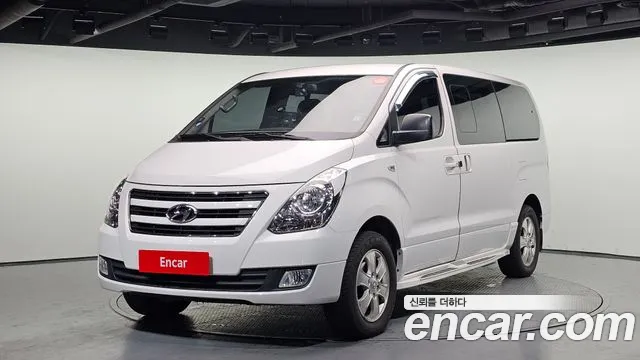 Hyundai Starex