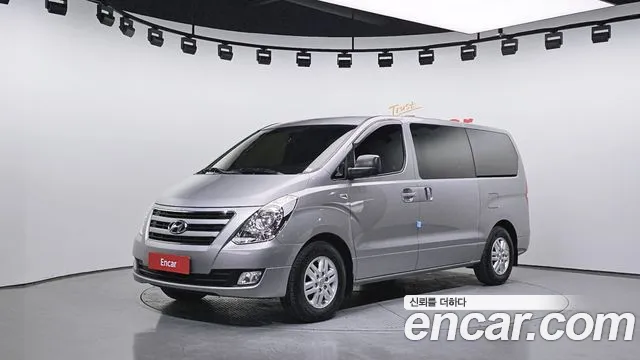 Hyundai Starex
