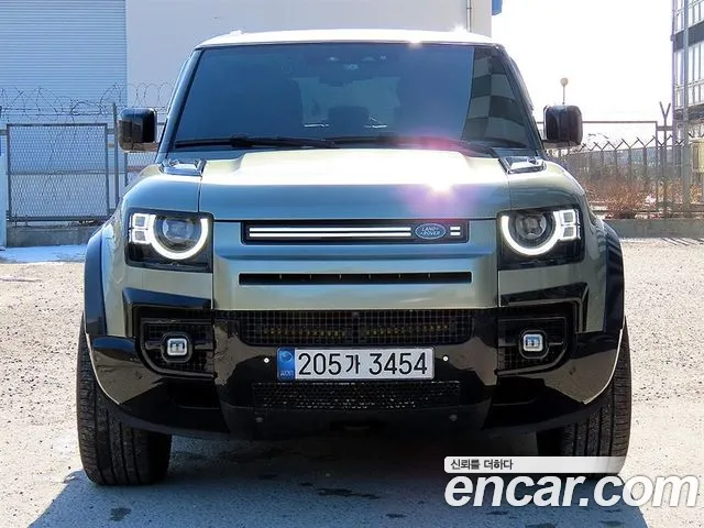 Land Rover Defender