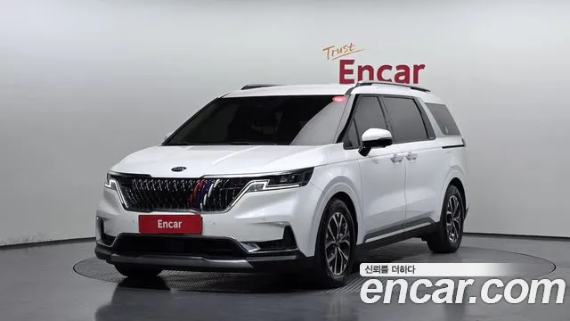 Kia Carnival — экстерьер