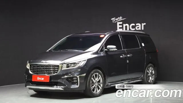Kia Carnival — экстерьер