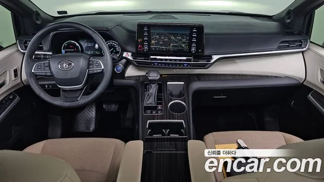 Toyota Sienna — интерьер