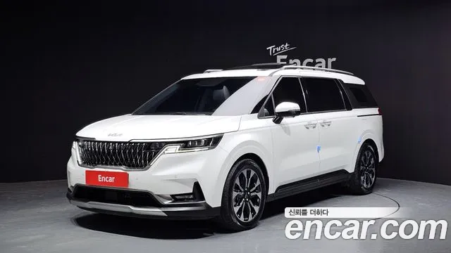 Kia Carnival — экстерьер