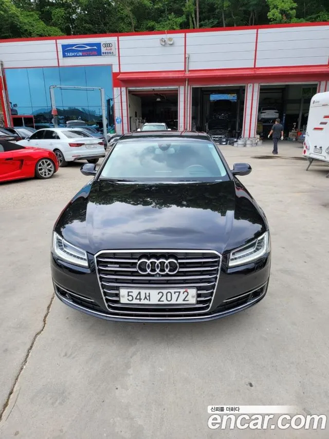 Audi A8